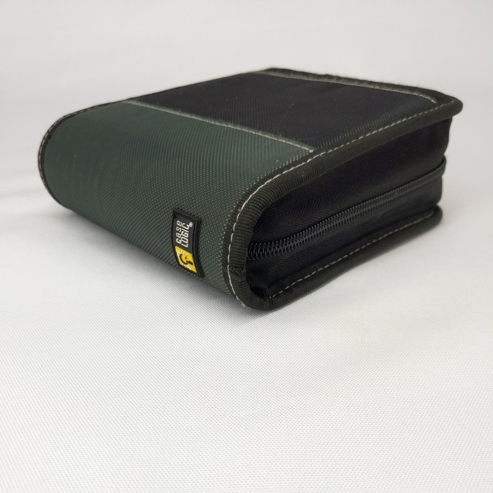Case Logic CD Wallet Black Green Vintage 32 Capacity Nylon Zippered Binder